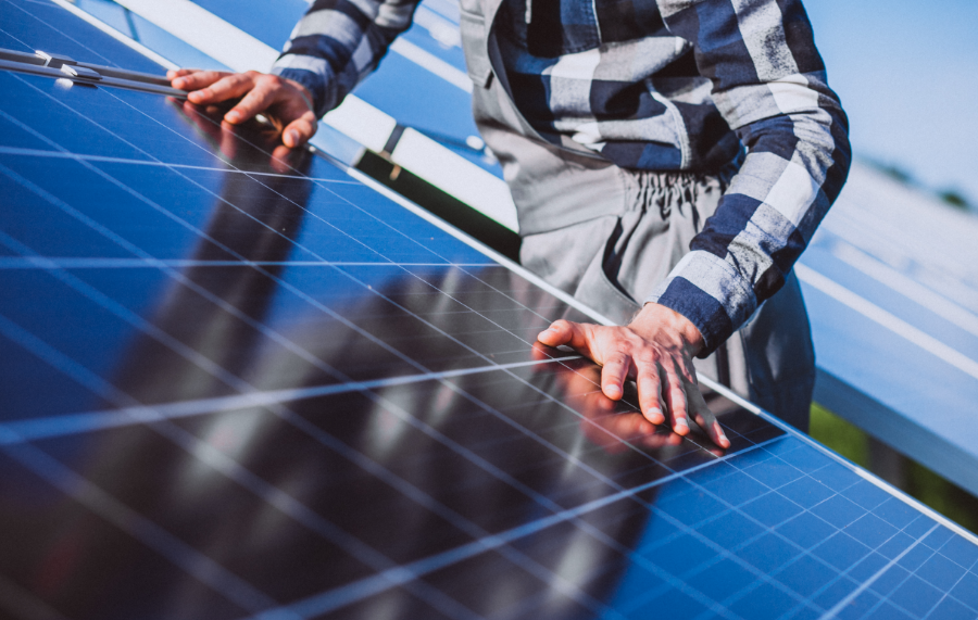 Il colore dei pannelli fotovoltaici cambia l’efficienza?